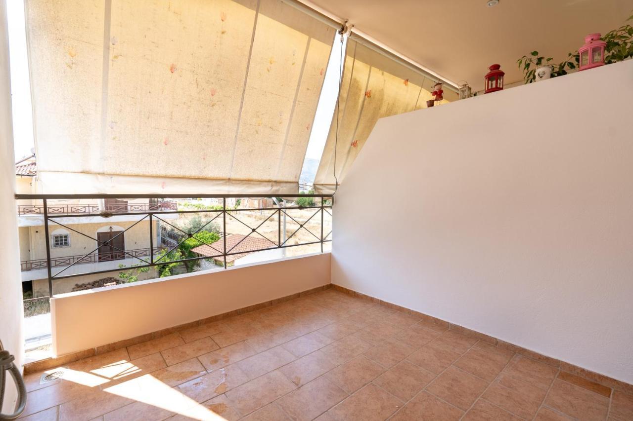 Koropi 3 Bedroom Apartment 4 Pers Exterior foto
